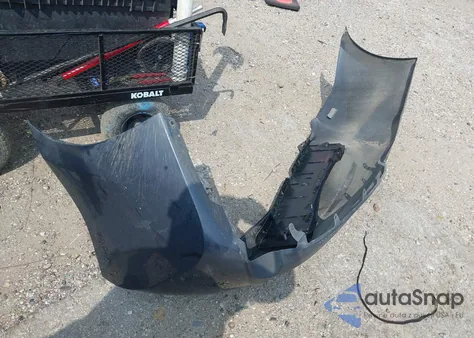 2017 Toyota Corolla Le z USA, uszkodzony, nr VIN 5YFBURHE6HP658876